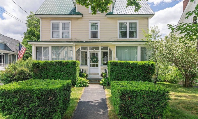 Laconia Casa | Historic Laconia Home near Lake Winni + Gunstock