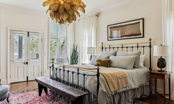 Leipers Fork Casa | Historic Leiper's Fork Inn