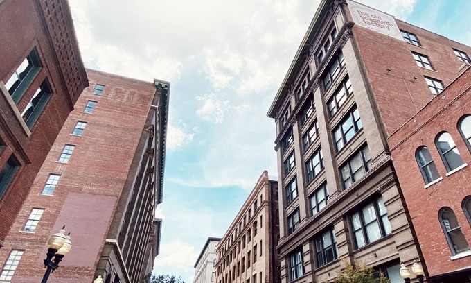 Garment District Apartamento | Historic Loft at Soho Kansas City