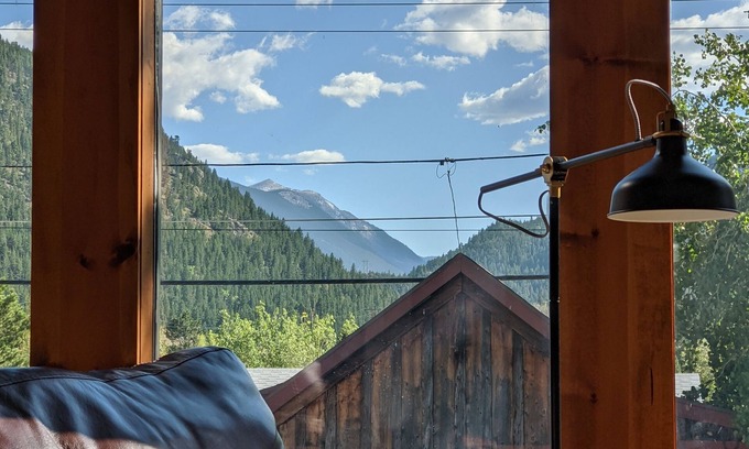 Georgetown Casa | Historic Mountain House close to skiing & outdoor adventures