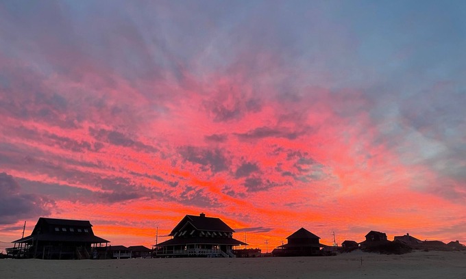 Nags Head Cabaña | Historic Old Nags Head Cottage