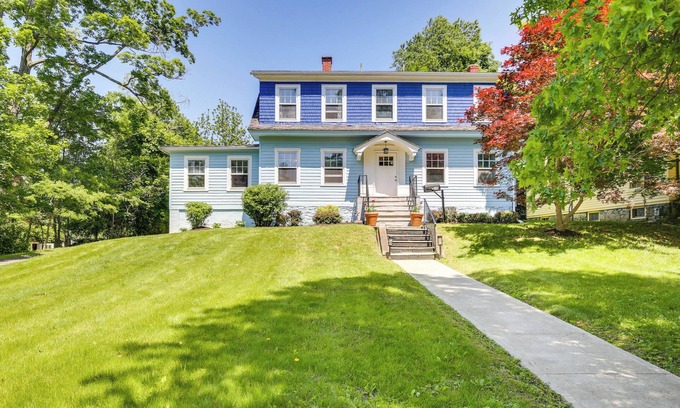 Poughkeepsie Casa | Historic Poughkeepsie Home Near Arlington & Vassar