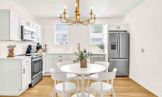 East Ybor Apartamento | Historic Renovated Ybor Tampa Bungalow