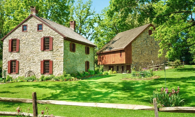 Wyomissing Casa | Historic Restored Amish Homestead 1-BR Barn Loft