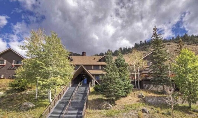June Lake Casa | Histórico restaurado High Sierra Alpine Lodge en June Lake California