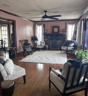 Detroit Casa | Historic Retreat