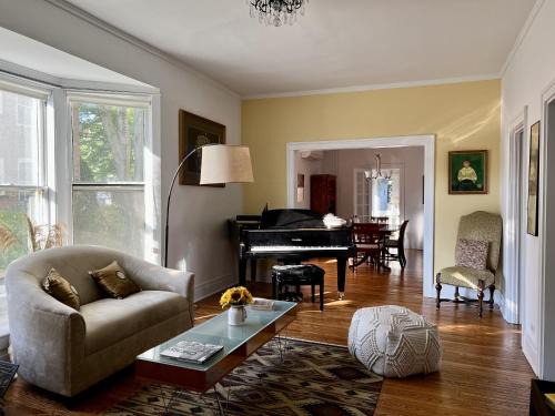 Oak Park Apartamento | Historic Oakpark Home