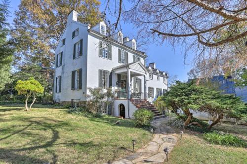 Warrenton Casa | Historic Warrenton Home with Patio and Hot Tub!