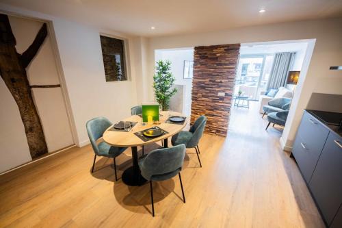 Eindhoven City Center Apartamento | Historical 80m2 Retreat with Sauna option - R51B