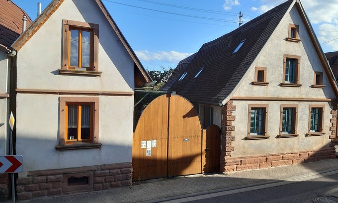 Freckenfeld Casa | historical ambience for living in the Palatinate house-yard construction
