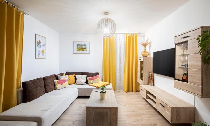 Veruda Apartamento | History Apartment Villa Veruda