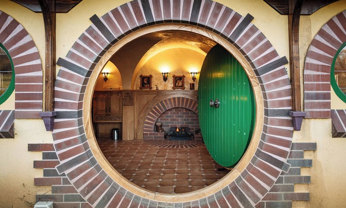 Zarnesti Cabaña | Hobbit House in marvelous Râșnov with Lake view