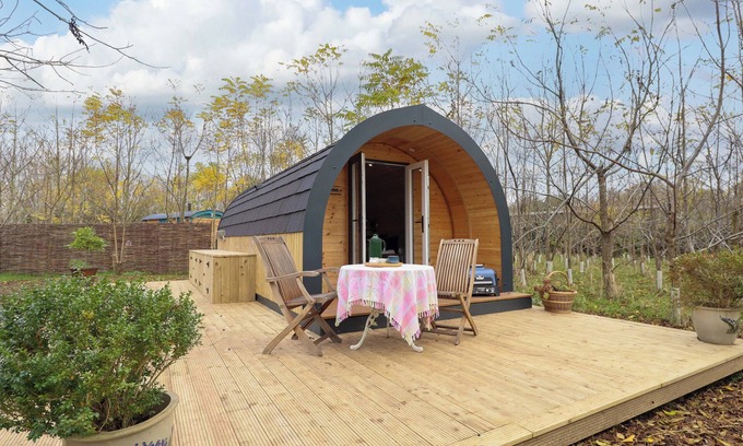 Keal Cotes Cabaña | HOBHOLE, pet friendly, country holiday cottage in East Kirkby