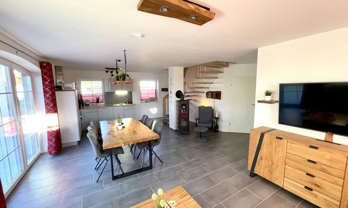 Warin Casa | Hochwertiges und Luxuriöses Ferienhaus Direkt am Wariner See