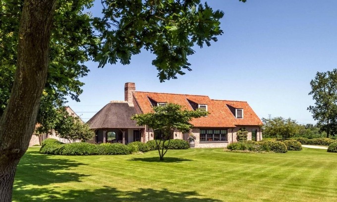 Moerkerke Casa | Hoeve den Akker: casa de vacaciones de lujo con jardín y alpacas cerca de Brujas