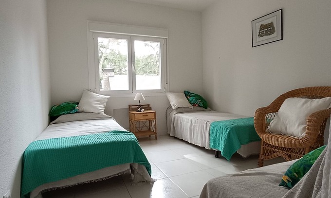 Fuencarral-El Pardo Casa | Hogar en espacio verde tranquilo y con areas compartidas de disfrute