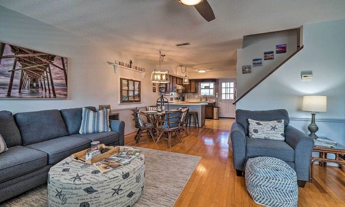 Holden Beach Casa | Holden Beach Vacation Rental: Short Path to Beach!