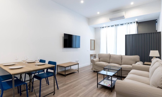 Camas Apartamento | Holi-Rent AT Erillas 4