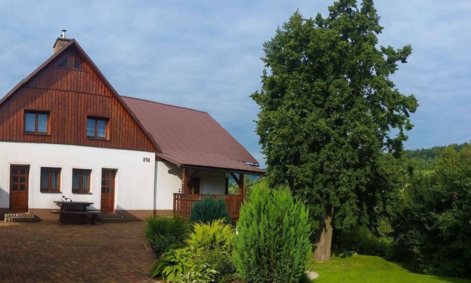 Rokytnice nad Jizerou Apartamento | Apartamento vacacional en una zona turística