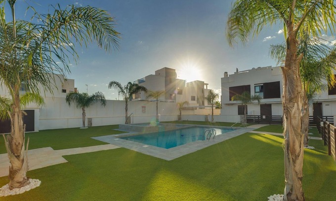 Torre de la Horadada Apartamento | Apartamento de vacaciones Pilar de la Horadada para 1 - 6 personas con 3 dormitorios - Apartamento