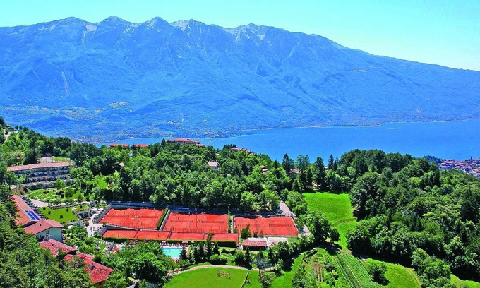 Campi Apartamento | Apartamento vacacional con balcón o jardín y piscina