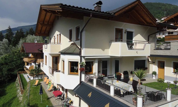 Gerlosbergeben Apartamento | Apartamento vacacional con panorama de montaña