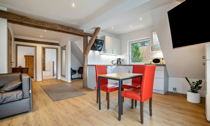 Bad Bodenteich Apartamento | Apartamento 'Ferienwohnung Seeblick' con vistas al lago y Wi-Fi