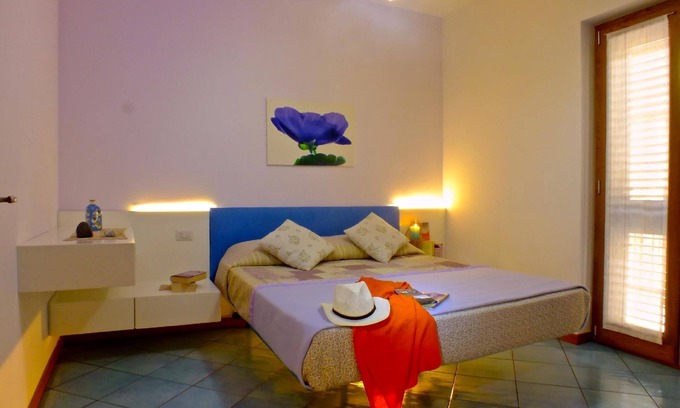 Castel Di Tusa Apartamento | Apartamento de vacaciones Castel di Tusa para 1 - 3 personas con 2 dormitorios - Apartamento