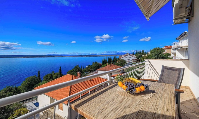 Dramalj Apartamento | Apartamento vacacional 100m de la playa con vistas al mar
