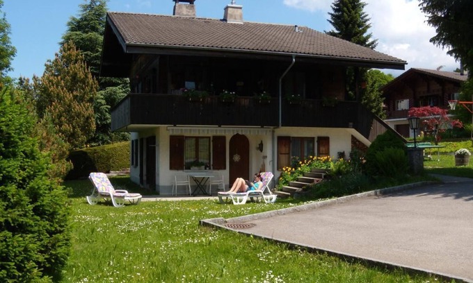 Aeschi bei Spiez Chalet De Esquí | Apartamento de vacaciones Aeschiried para 1 - 3 personas con 1 dormitorio - Chalet de madera