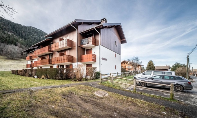 Bernex Apartamento | Apartamento vacacional "Bernex - 3 Personnes" con vistas a la montaña y terraza privada
