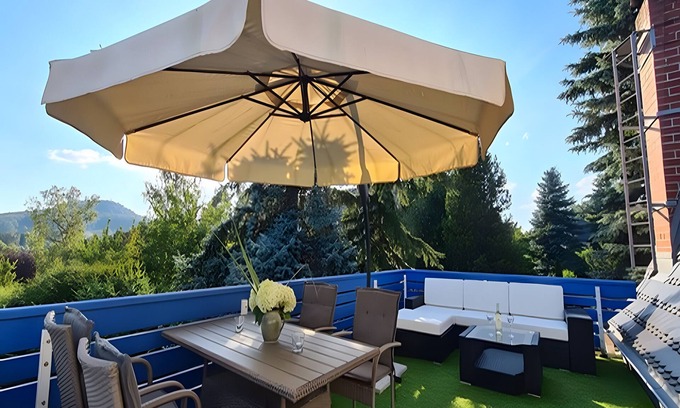 Biesnitz Apartamento | Apartamento vacacional 'Carpe Diem - Ferienwohnung' con jardín comunitario y Wi-Fi