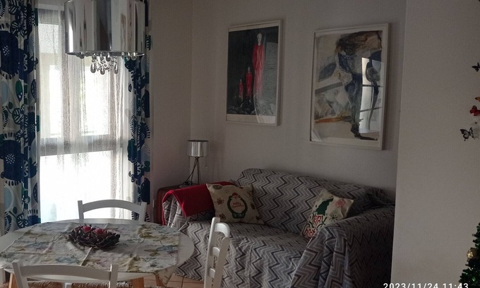 Pescantina Apartamento | Holiday Apartment "Casa Maddy" with Balcony, Private Terrace & Wi-Fi