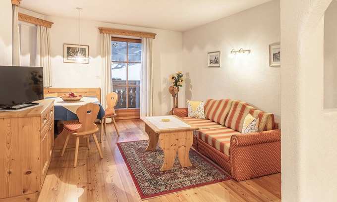Mareo Apartamento | Apartamento vacacional "Désirée Luianta" con balcón, vistas a la montaña y Wi-F