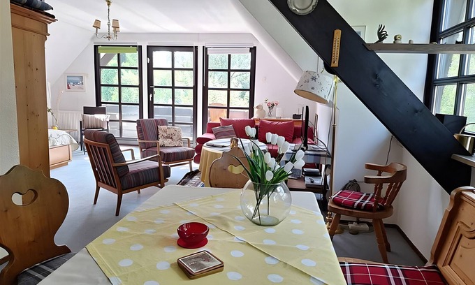 Koenigswinter Apartamento | Apartamento 'Ferienwohnung Königswinter' con terraza compartida, balcón y Wi-Fi