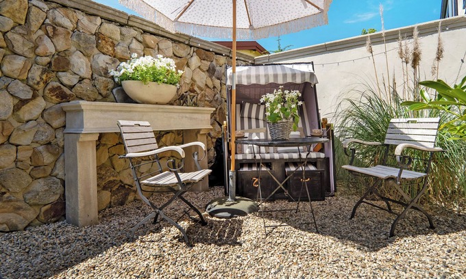 Neuenkirchen Apartamento | Apartamento vacacional 'Gästewohnung Am See - Suite Maritim' con terraza privada y wifi cerca de la playa