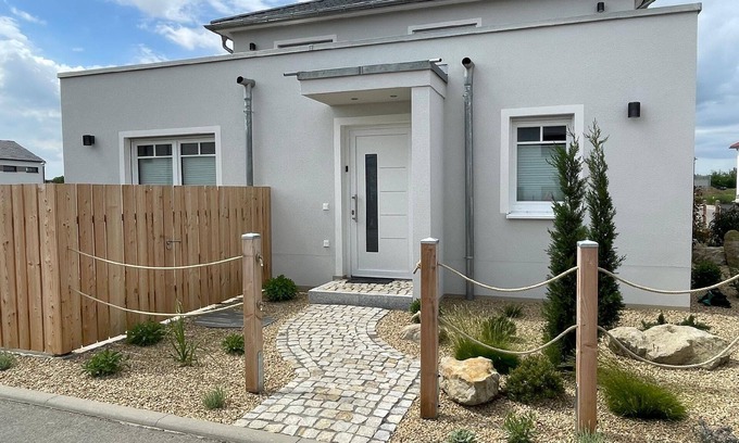 Boehlen Casa | Apartamento de vacaciones Neukieritzsch para 1 - 2 personas con 1 dormitorio - Casa de vacaciones