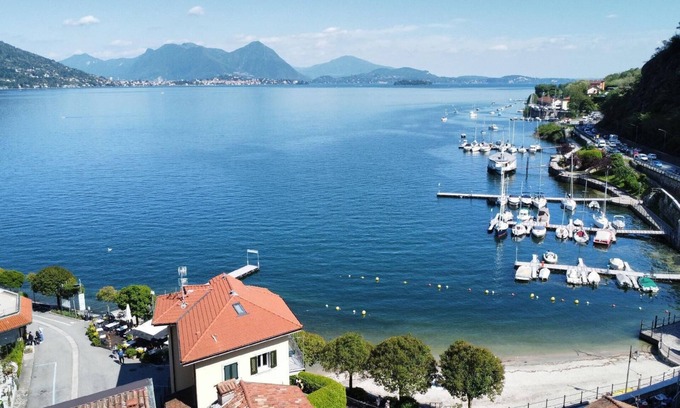 Feriolo Apartamento | Apartamento de vacaciones Feriolo para 1 - 8 personas con 3 dormitorios - Apartamento