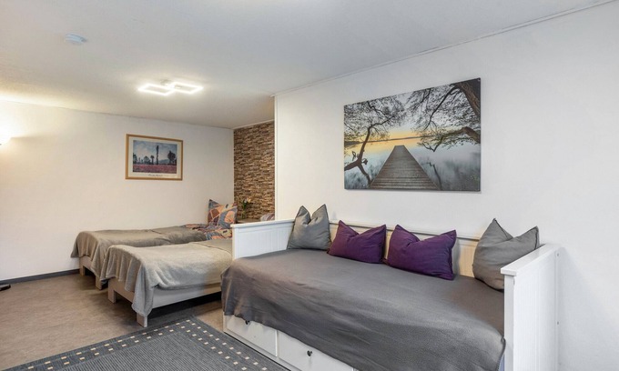Wehrheim Apartamento | Apartamento 'Fewo Am Wiesbachtal' con jardín privado y Wi-Fi