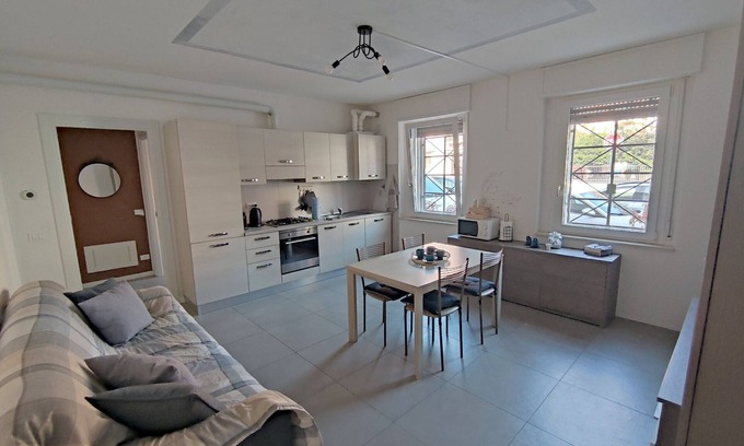Pavia Apartamento | Casa Vacanze "Grey House Pavia cerca de hospitales" con A/A y Wi-Fi