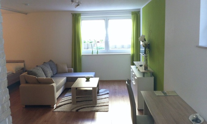 Dettingen an der Erms Apartamento | Apartamento vacacional Heike