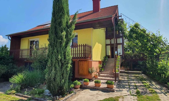 Balatonboglar Apartamento | Apartamento vacacional con aire acondicionado, barbacoa e internet