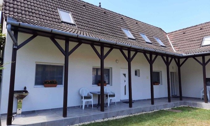 Balatonboglar Apartamento | Apartamento vacacional con aire acondicionado, internet