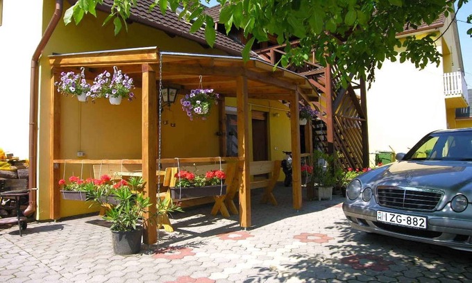 Balatonlelle Apartamento | Apartamento vacacional centro