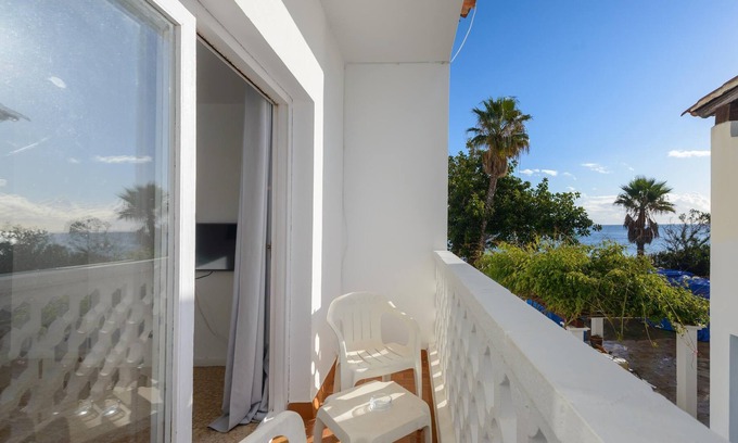 Es Canar Apartamento | Apartamento vacacional en un complejo bien mantenido con balcón