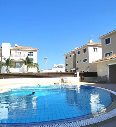 Kapparis Apartamento | Holiday apartment in Kyklades Complex with gym&pool