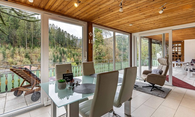 Hornberg Apartamento | Apartamento vacacional Jauch im Haus 63 con jardín compartido, terraza y Wi-Fi