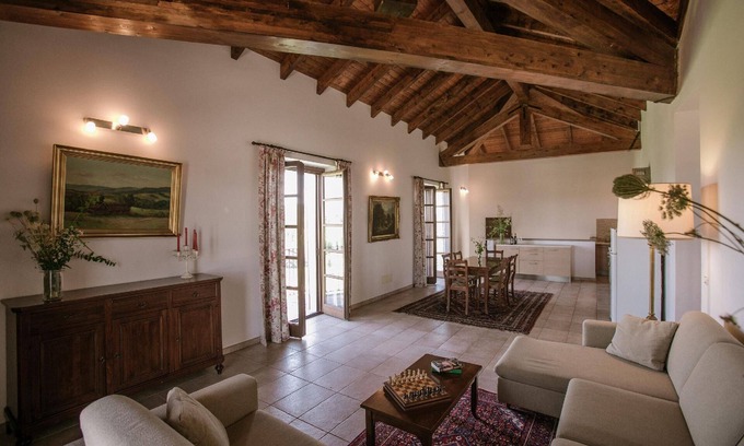 Isola d'Asti Apartamento | Apartamento de vacaciones Isola d'Asti para 1 - 6 personas con 6 dormitorios - Casa pareada