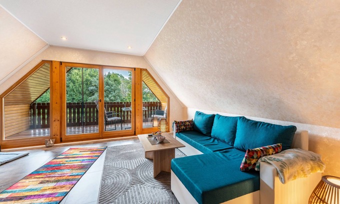 Fockbek Apartamento | Apartamento vacacional 'Lütt Stuv' con terraza privada, jardín comunitario y Wi-Fi
