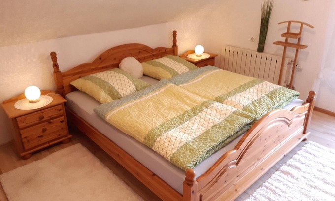 Neuschoenau Apartamento | Apartamento de vacaciones Neuschönau para 1 - 6 personas con 3 dormitorios - Apartamento en casa uni
